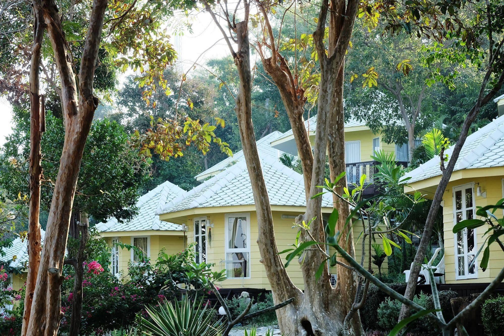 Nimmanoradee Resort Koh Samet Exterior foto